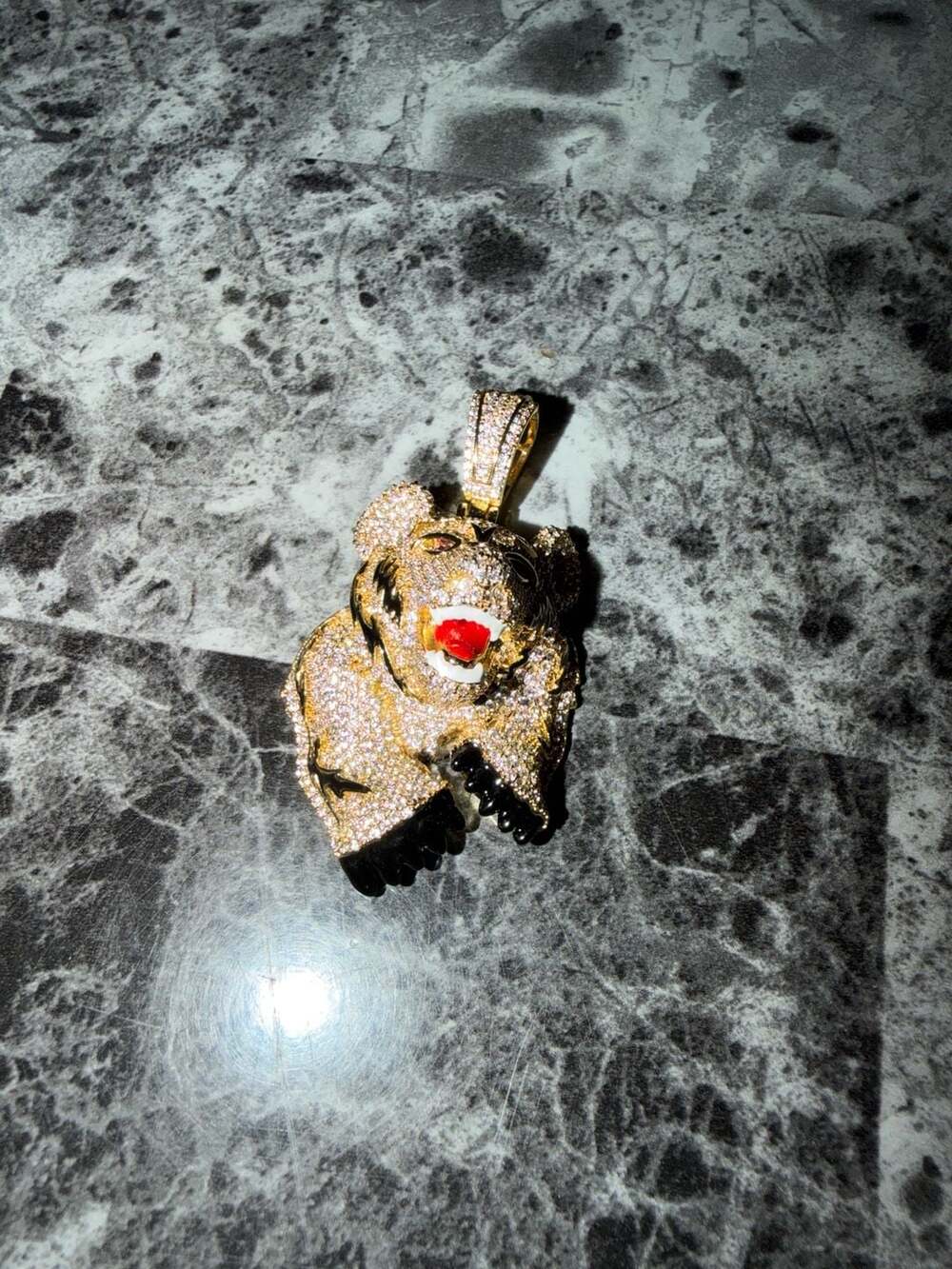 Helloice Iced Tiger Head Pendant with Paws